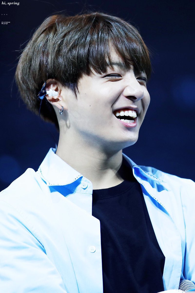 Jungkook Updates On Twitter Your Smile Is My Happiness Bts As Billboard Top Social Artist Award Btsbbmas Reply With Your Fav Smiling Jungkook N The Hashtag Https T Co Rzec8rrjul