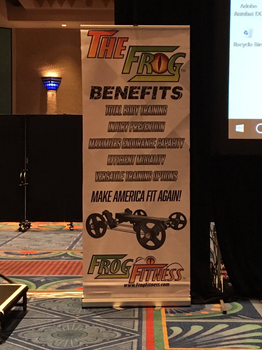 SteelersYouthFB's tweet photo. Great to join @fitness_frog at @theCSCCa Conference and talk to so many amazing coaches that love what they do! #TrainHorizontal https://t.co/vBZchKxqn2