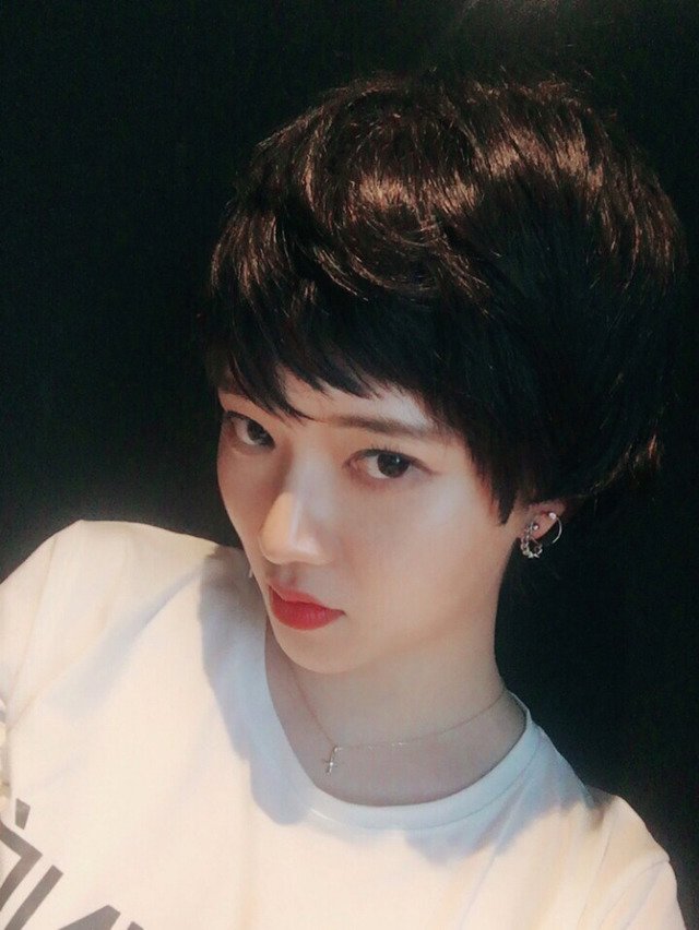 fy_lacode's tweet photo. 170508 Official Fancafe Update: #GentlemenCode — Sojung 
#LADIESCODE #레이디스코드 #소정 https://t.co/RplG2ISDeh