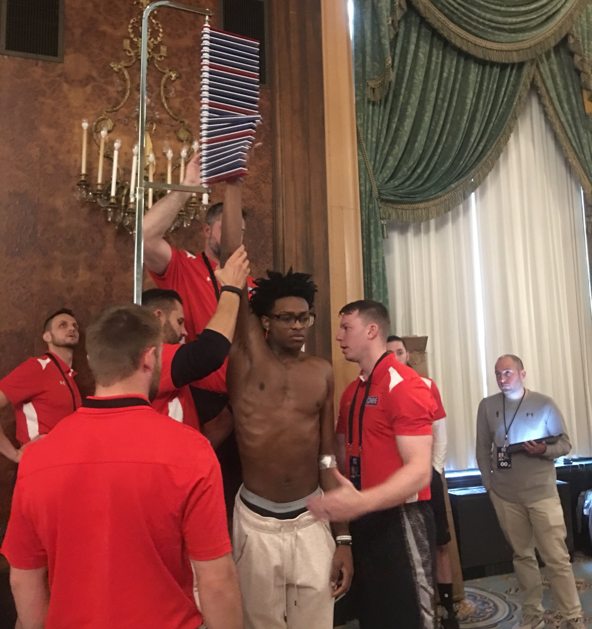 C_eJV9PXYAEhPba.jpg:large