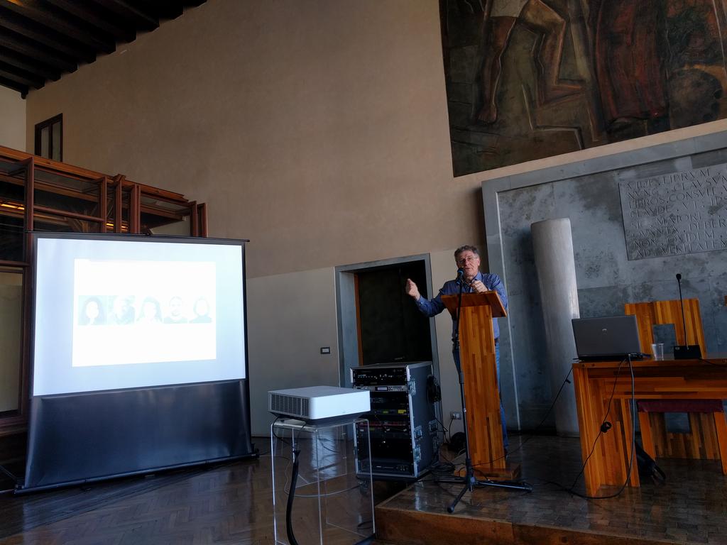 mdegiusti's tweet image. Paolo Budroni at #coar2017 talking about Learn projects.