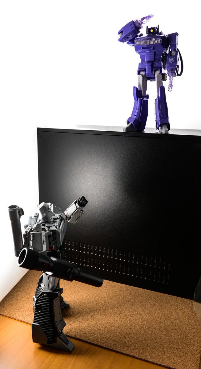 _Nadav_'s tweet photo. "Fear not, Megatron! Cybertron shall remain as you leave it."
#DeskFun
#MP29 #ใฌใผใถใผใฆใงใผใ
#MP36 #ใกใฌใใญใณ
#Takara #TF
https://t.co/TdWja1EvYt https://t.co/YsYf69KLIH
