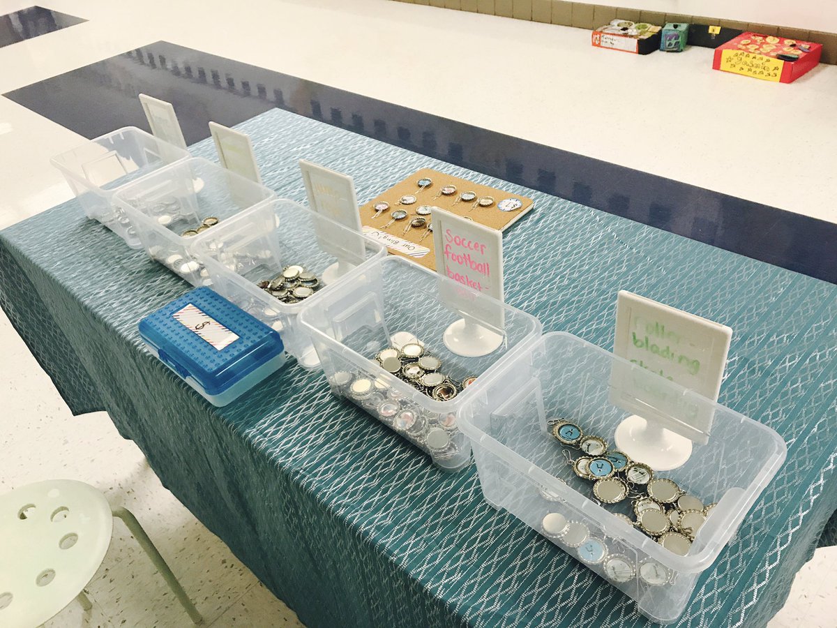 MrsRoivas's tweet photo. We are open for business!
#BackpackBling #OTTW #Economics https://t.co/8Ic09qFCno