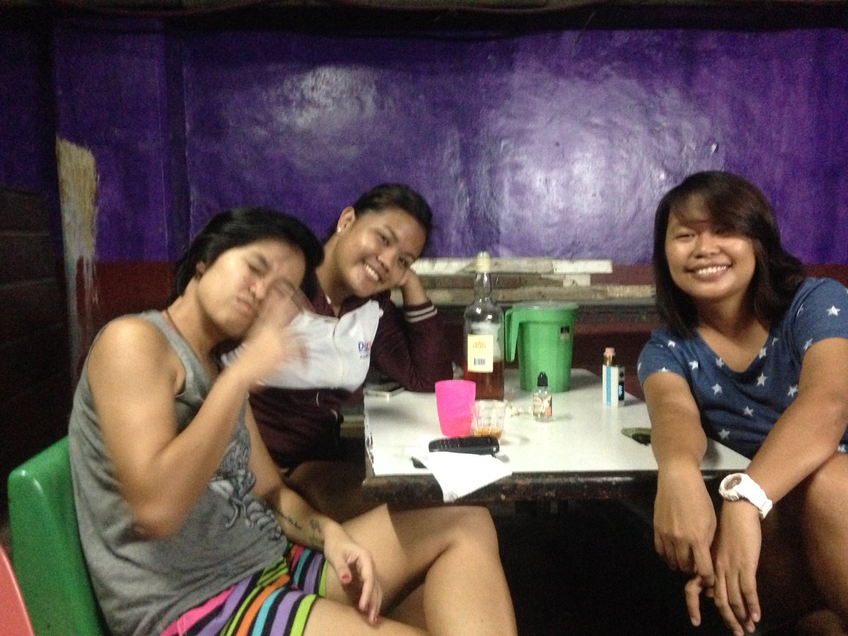 AnneFabon's tweet photo. Mga haslooo #ustlove ❤️ https://t.co/0sEANpFotr