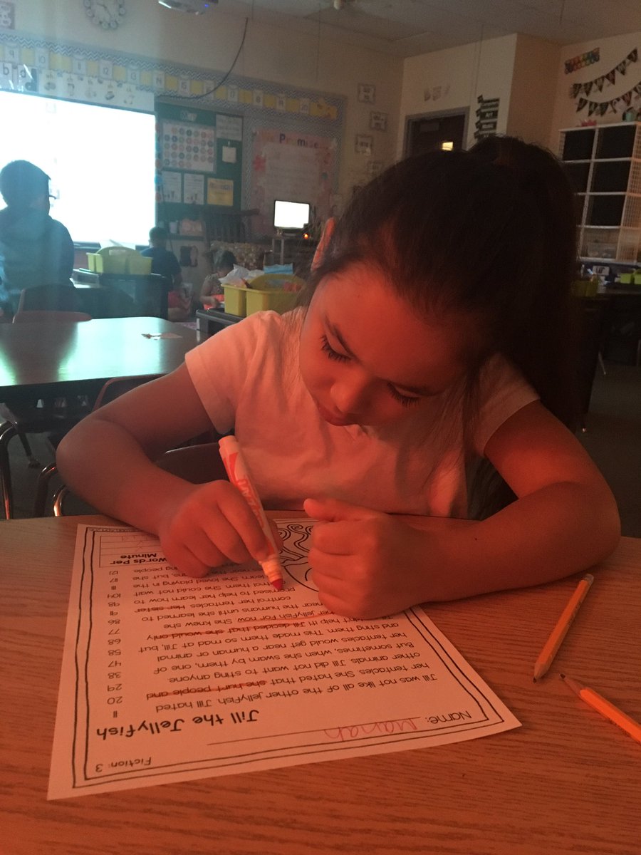 LarsensLeaders's tweet image. These readers loved reading Jill the Jellyfish! They used evidence from the text to answer comprehension questions! #textdetectives