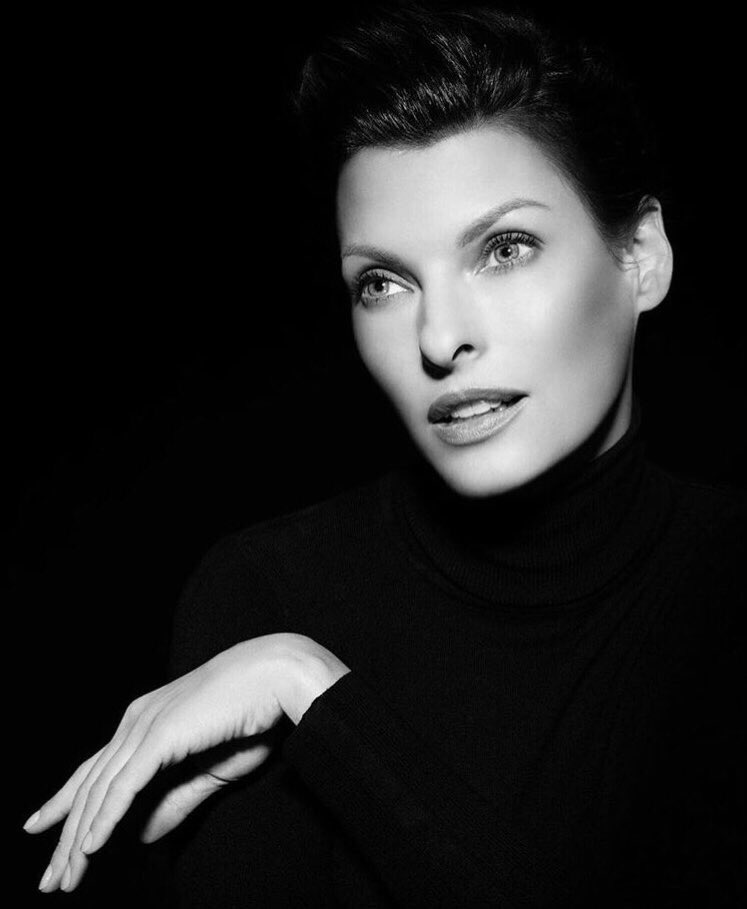 Happy Birthday Linda Evangelista         