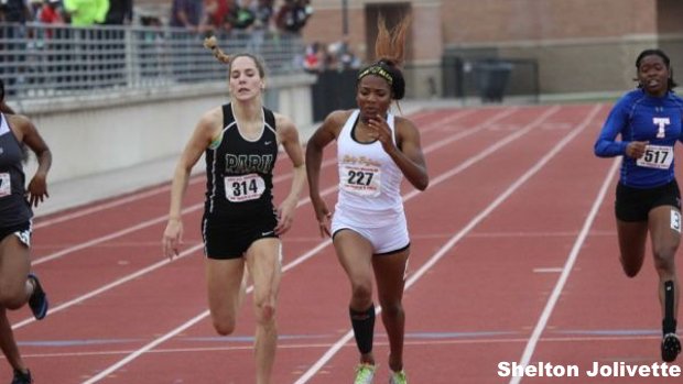 TXMileSplit's tweet photo. State kicks off tomorrow! ☑️ out everything you'll want to know before you get there ➡️ https://t.co/CUBIkoGRBN https://t.co/W4bJNbwyla