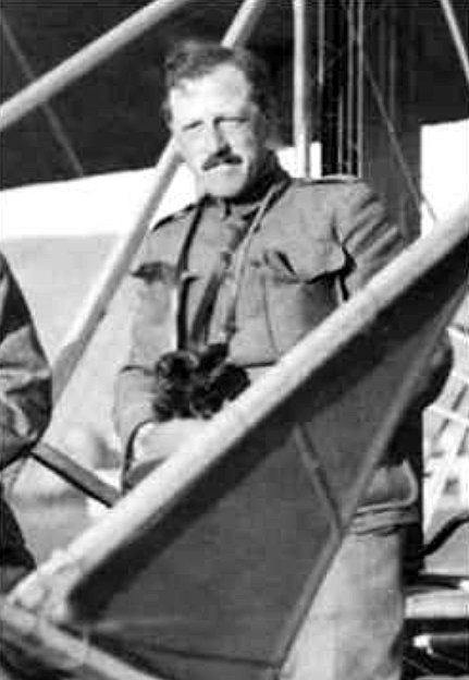 Will_M_Miller's tweet photo. 10 May 1911 - #Aviator Lt. George E.M. Kelly is the second Army aviator to be killed in crash. #SanAntonio now #KellyField (where he died). https://t.co/iKrUmdjHKv