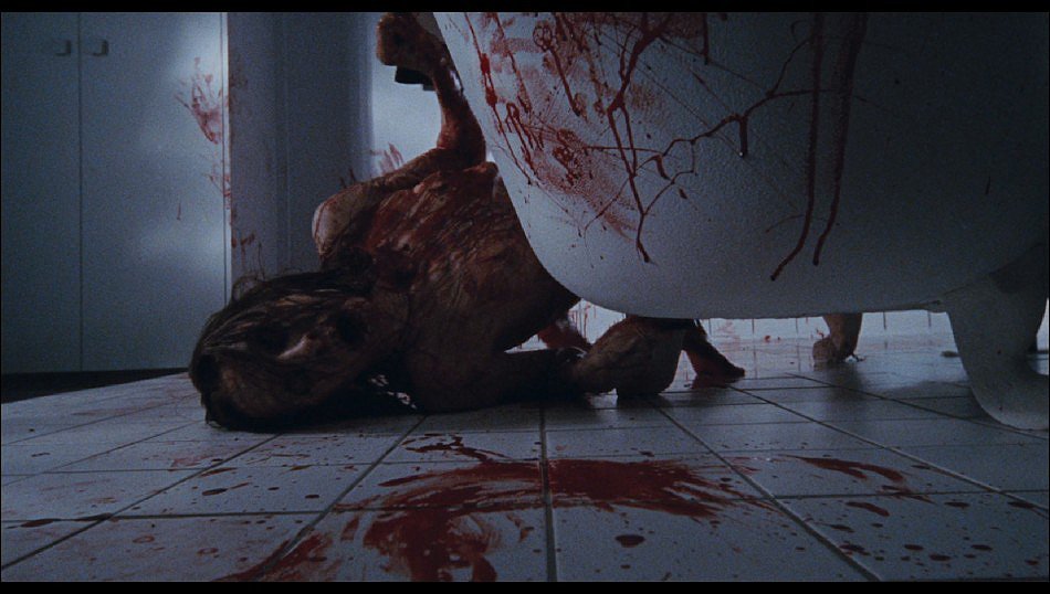 BleedingCritic's tweet photo. @RachaelRumancek - https://t.co/hubK8eZb0Y - https://t.co/oVJkX8WiY4