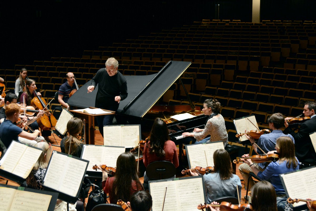 Looking forward to our final concert of the <a href="/LighthousePoole/">Lighthouse Poole</a> season tonight with <a href="/KHSteffens/">Karl-Heinz Steffens</a> and Yulianna Avdeeva. 17/18 brochures on seats!