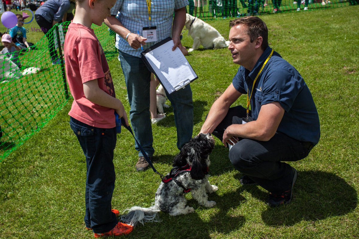 FoxleyAbys's tweet photo. This years @broadstone_fita is on the 2nd July #Classic #cars #DonkeyDerby #Dogshow @mags4dorset @Bournemouthecho @DorsetHour @DorsetLifeMag https://t.co/dBSqbpPTJM
