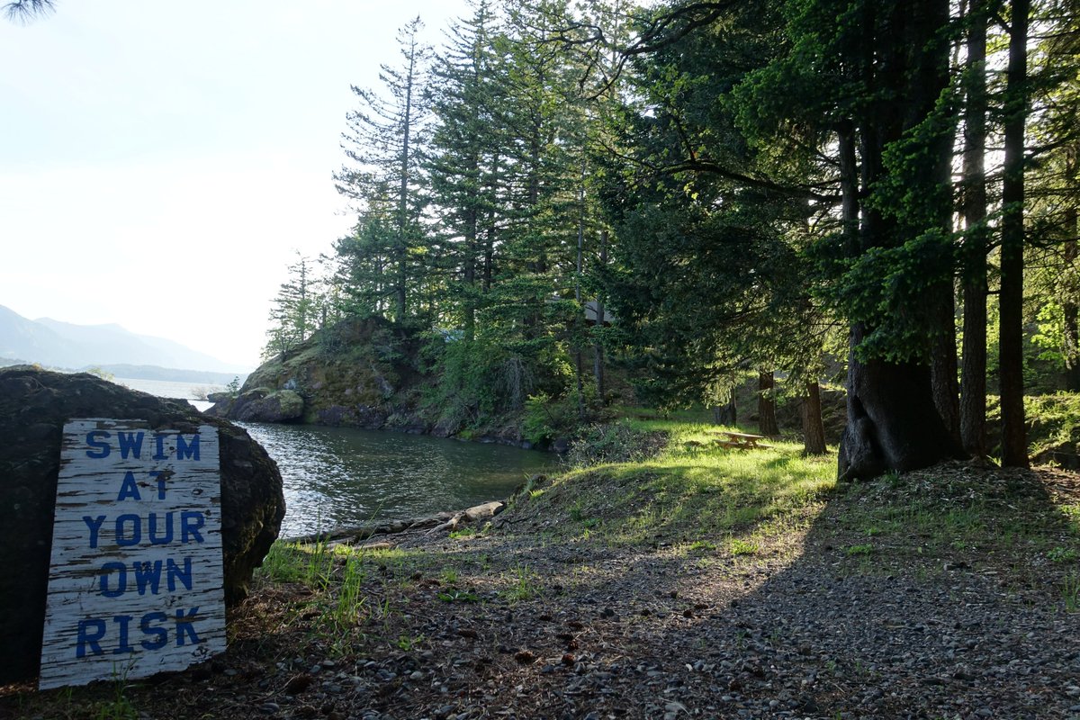 Didn't pack my swimming trunks. What to do.... #ColumbiaGorge