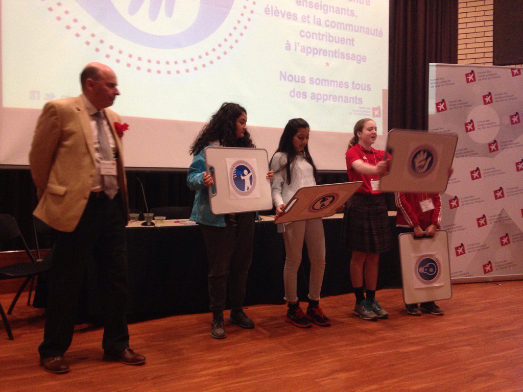 On présente notre badge Innovation, créativité et entrepreneuriat! #SICEcepeo17