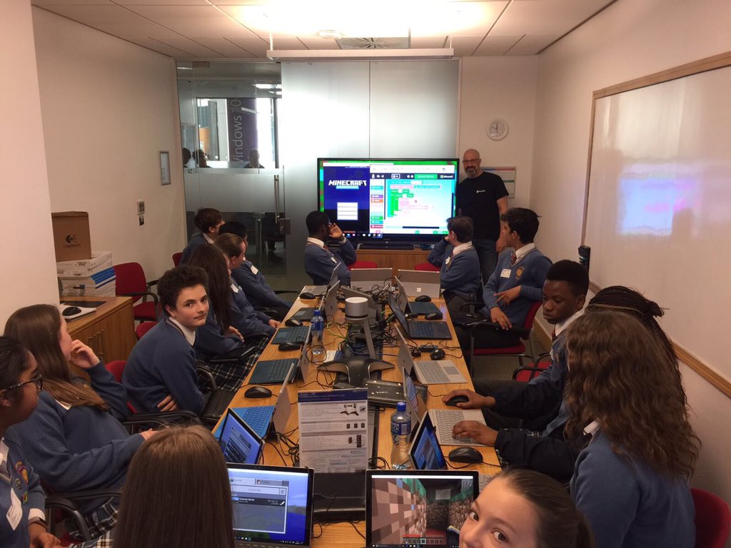 cpsetanta's tweet photo. Our Digital Leaders had a super fun day in @MS_eduIRL today 😎 https://t.co/APK07YnpYr