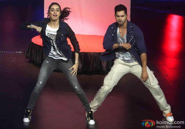 varun_gang's tweet photo. [MORE PICS] Varun and Shraddha 's dance moves.. #ABCD2promotions https://t.co/s6o4cRq8X1