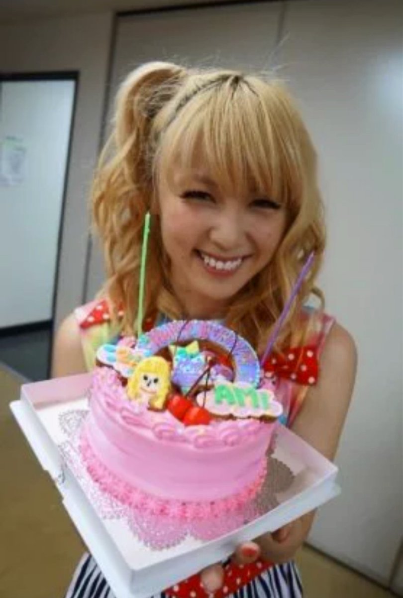 koam1116's tweet photo. Amiちゃん誕生日おめでとう🍰
#Ami #誕生日おめでとう ＼＼5.11／／ https://t.co/HnGg3Dw8rW