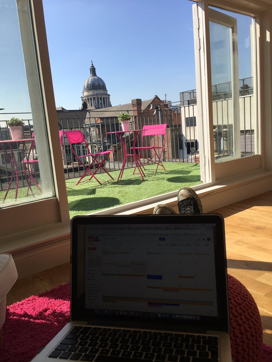 RickParfittJnr's tweet image. #CurrentView #WorknotWork #officeview @_RandRAgency_  #eventprofs #LiveMusicAgency