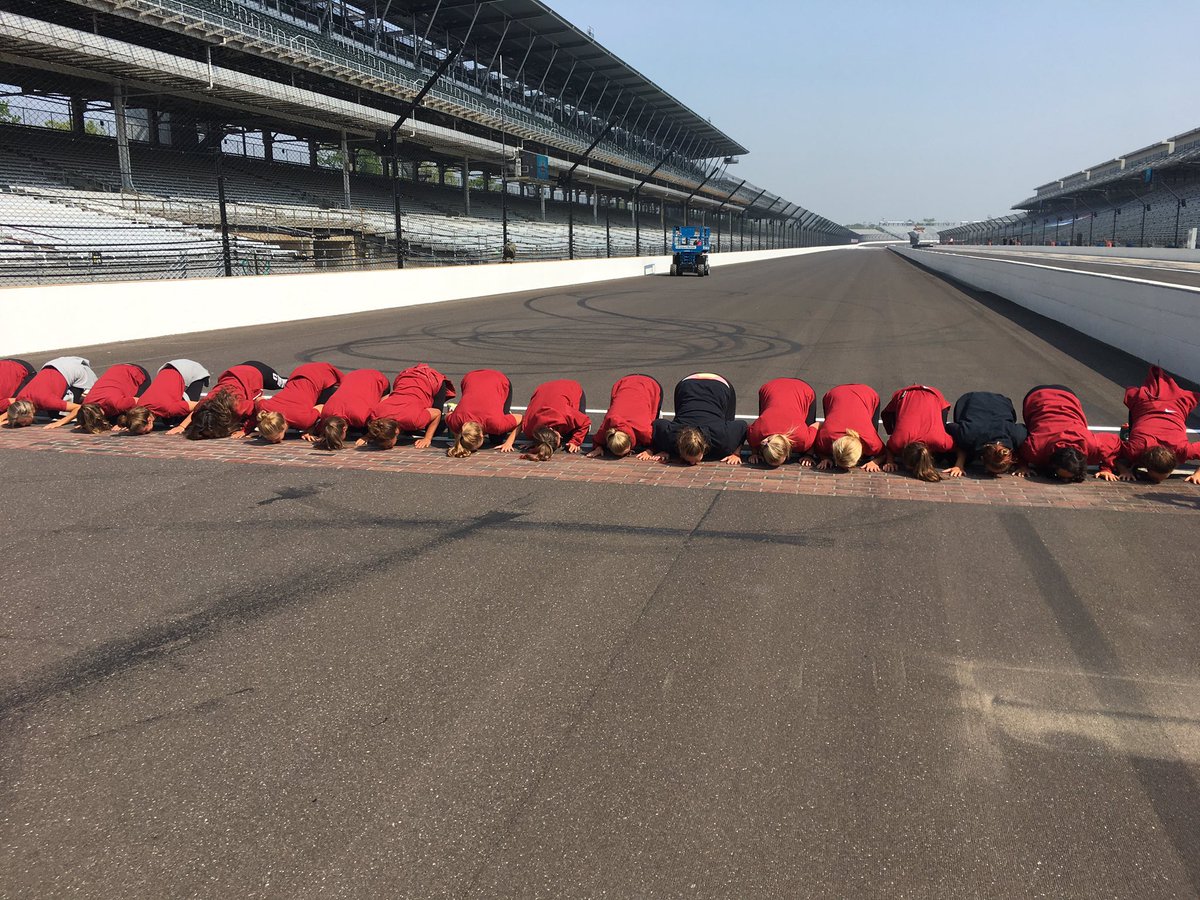 When you're at <a href="/IMS/">Indianapolis Motor Speedway</a>, you have to #KissTheBricks. Here's <a href="/Stanfordh2opolo/">Stanford Women’s Water Polo</a> showing us how it's done. 😘💋