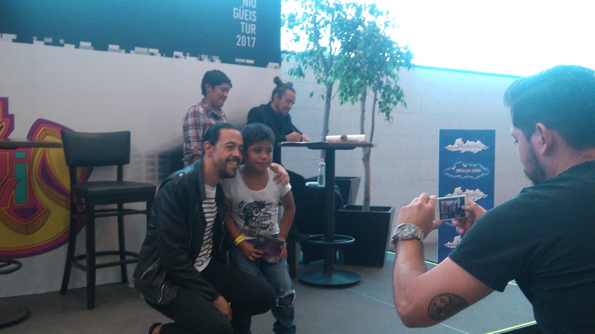oli_ts tweet picture