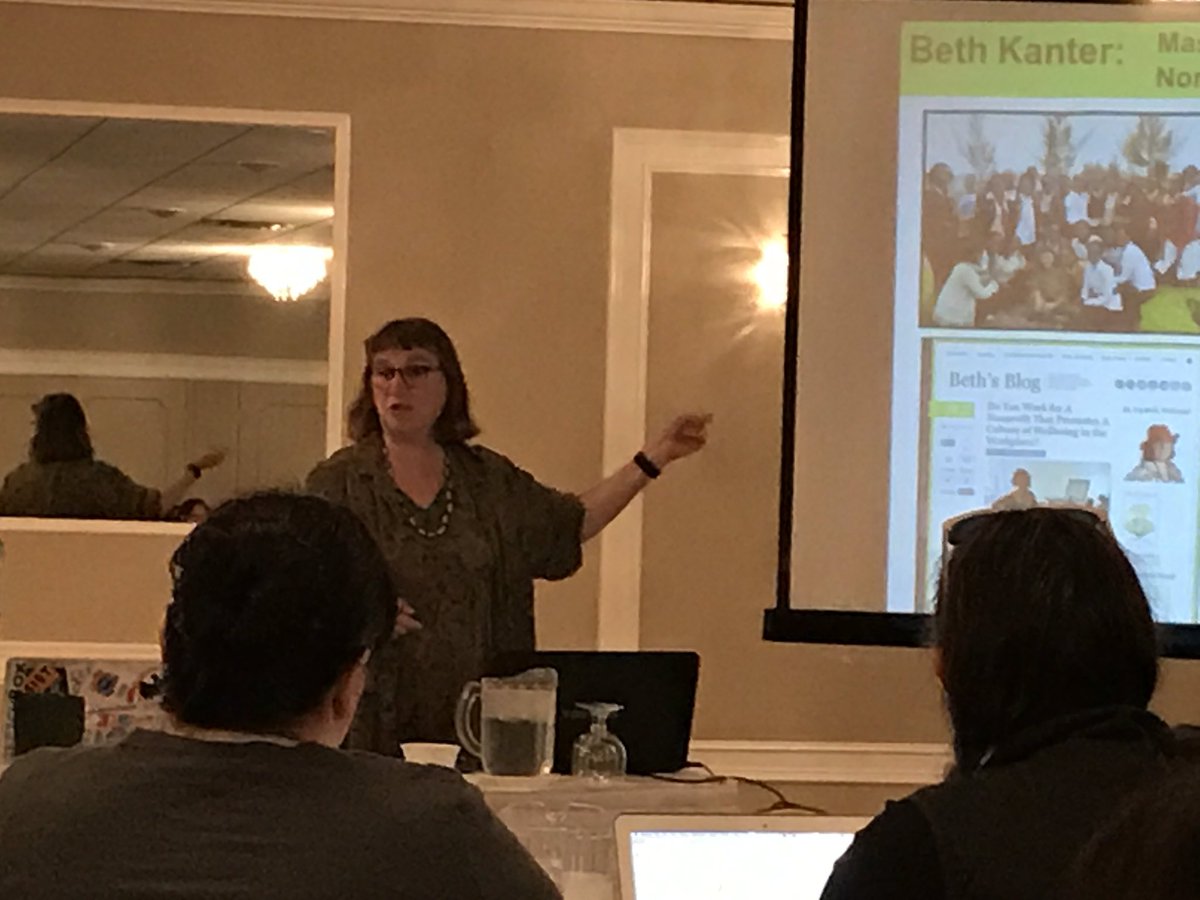 Great learning this morning from @bethkanter &amp; connecting w/ #yeg #orgs <a href="/EdmCVO/">Edmonton Chamber of Voluntary Organizations</a> :)