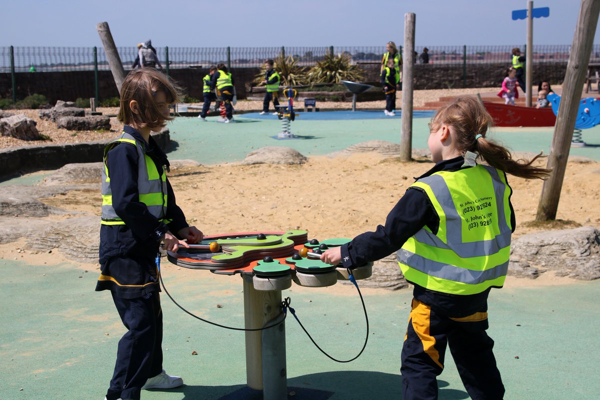 SJCJuniorSchool's tweet photo. Y1&2 letting off steam at the #Aquarium playground! It's been brilliant day full of fun and sun. #Portsmouth #Southsea #SJCPrePrep https://t.co/oJMnlzSxBg
