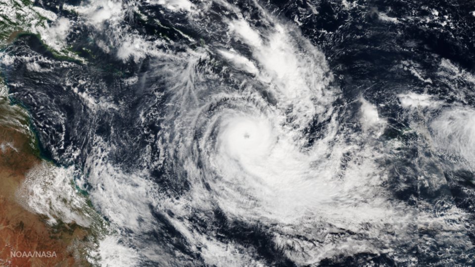 Tropical Cyclone Donna in the South Pacific Ocean bit.ly/2pkm8uI