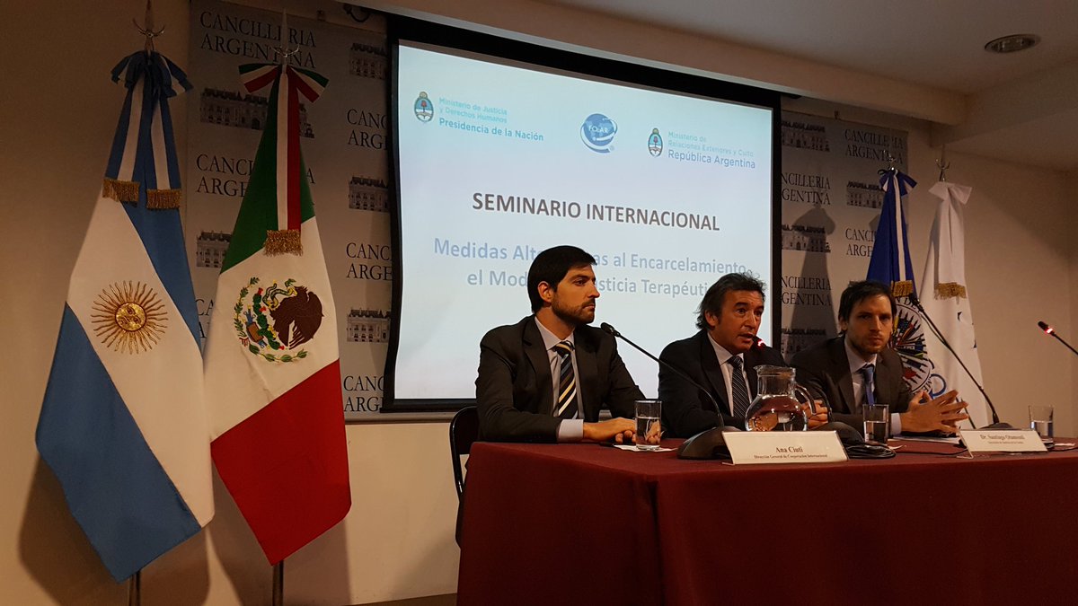 robcanay's tweet photo. Seminario sobre #JusticiaTerapéutica  junto con @CICAD_OEA @PresidenciaMX https://t.co/V0pV1mcffd