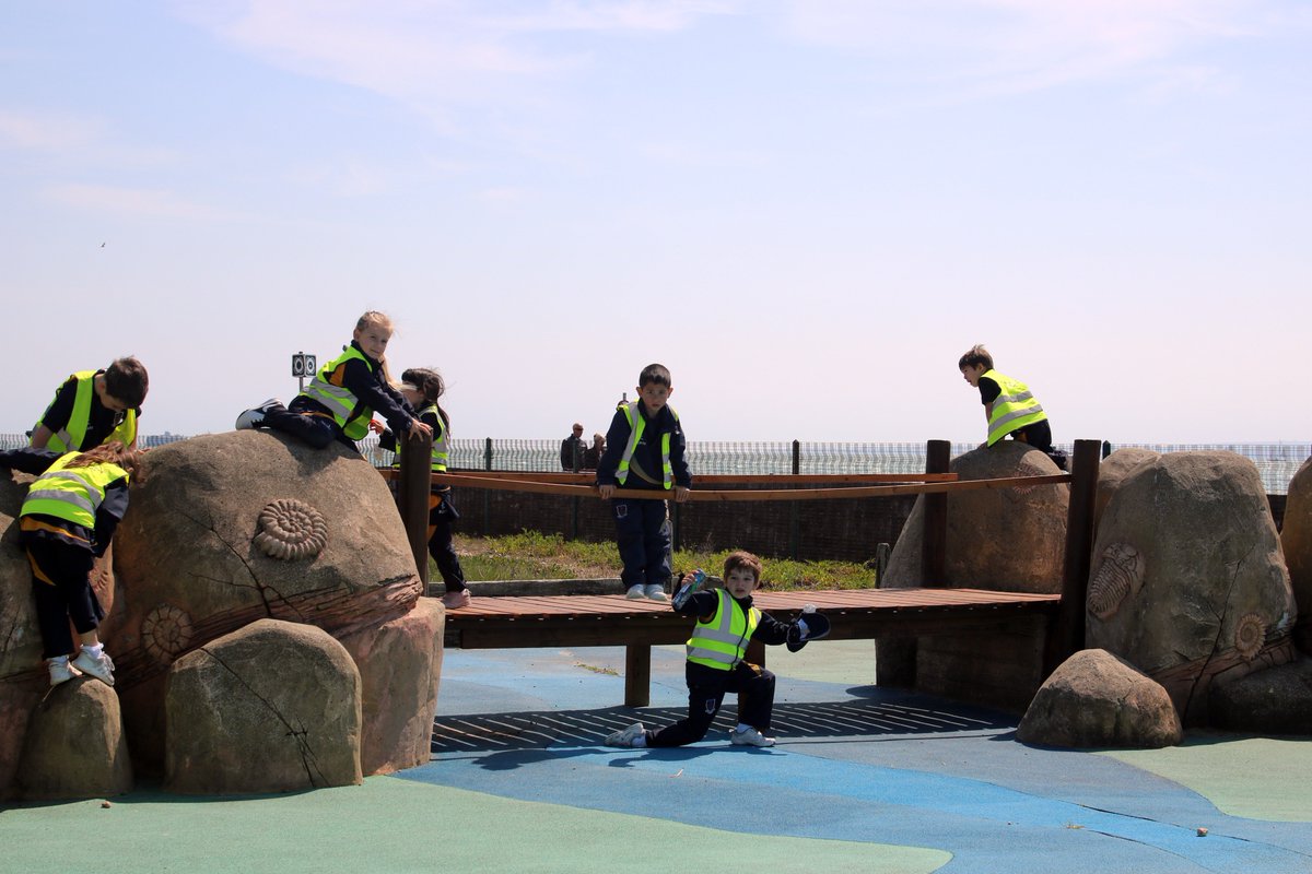 SJCJuniorSchool's tweet photo. Y1&2 letting off steam at the #Aquarium playground! It's been brilliant day full of fun and sun. #Portsmouth #Southsea #SJCPrePrep https://t.co/oJMnlzSxBg