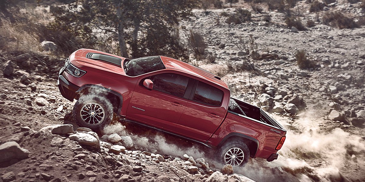 ChevyTrucks's tweet photo. A smooth ride on even the roughest of roads. #ChevyColorado #ZR2 https://t.co/78kb8agXWd