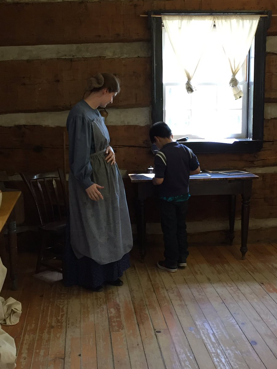 MrsStambolich's tweet photo. Our #rm131 adventure into learning about Early Settlers goes "real world" circa 1840-1860 #BlackcreekPioneerVillage https://t.co/pwl7you76Q