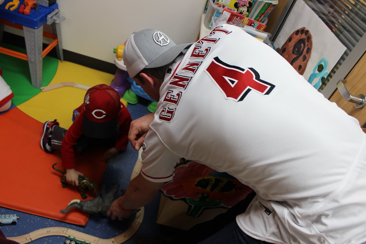 CincyChildrens's tweet photo. Thanks to the @Reds for painting, playing, and laughing us on Tuesday! The kiddos loved spending time with Rosie Red and all of her friends. https://t.co/j83Ib4NhzI