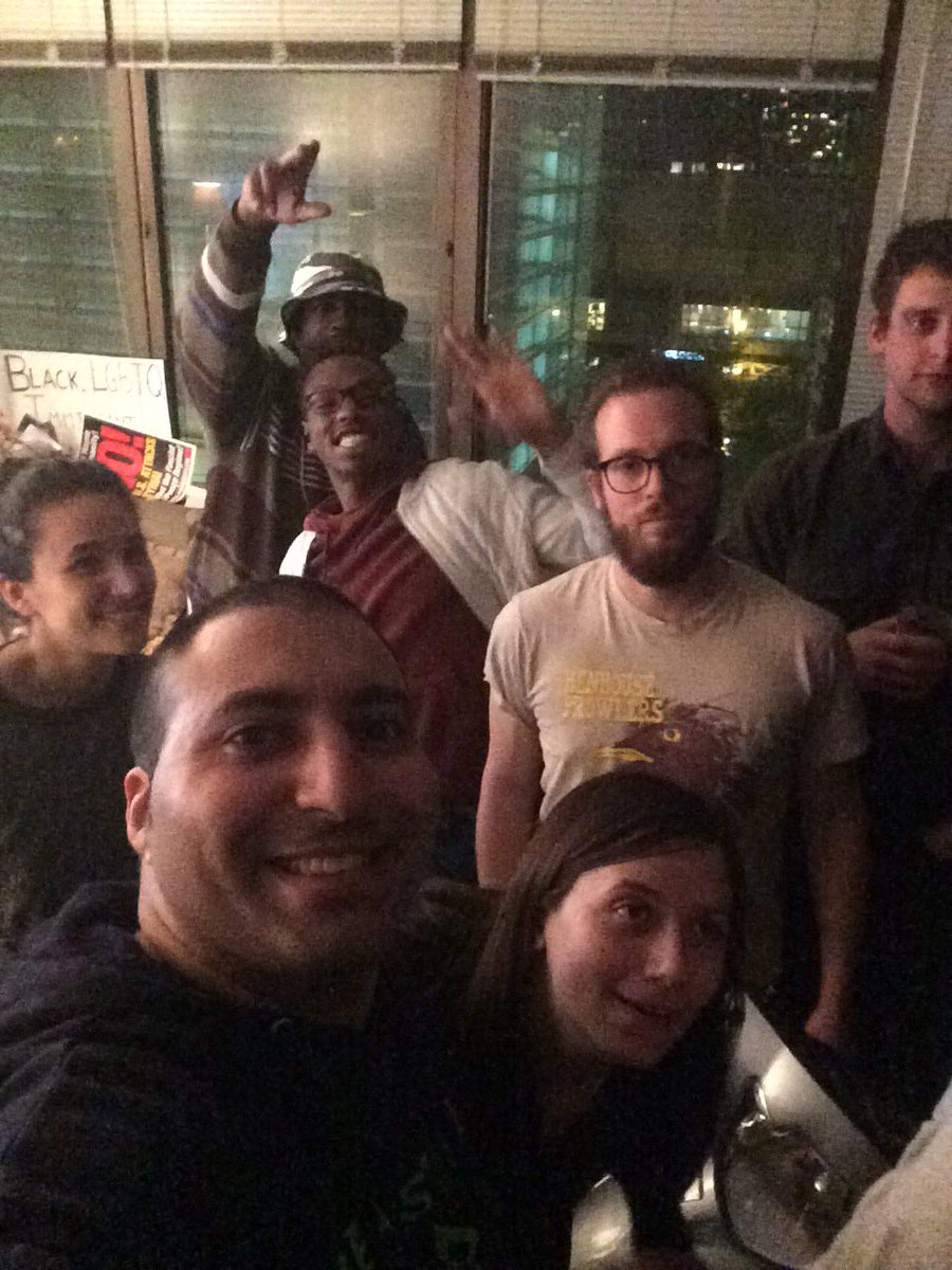 airhasiescardo's tweet photo. Me and the crew few nights ago in #Chicago for another graduation event and a birthday party! #ToGetTheJobDone https://t.co/51AXnyfhci
