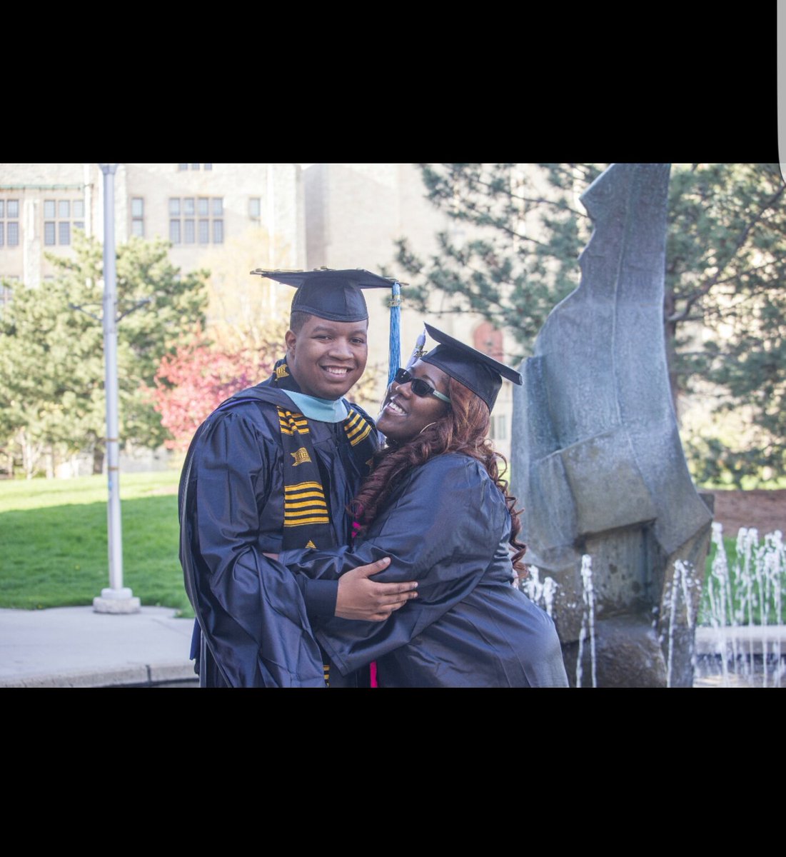 Sheabomb_Chell's tweet photo. College Sweethearts. #DegreedCouple #2k17grads @BlackCouples_ #blackloveisraw @ItsMeKennyB_216 #utgrads #blackexcellence https://t.co/JwJWcjLWk1
