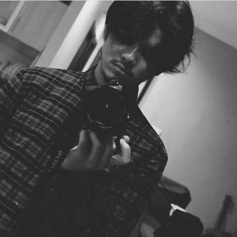 cut_inaaa18's tweet image. #onIG Ayo li KELUARIN semua Foto2 yg di Hp lo😂 sayangkan klo ga di sebar😂 btw lau lg kangen rambutGondrong y😂 @alysyarief #GoodMalem li😂