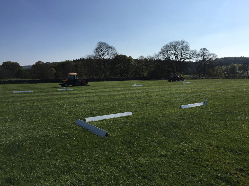 CourseBuilders's tweet photo. Vertidrainers working hard @ChatsworthHT https://t.co/QHJyo6xHK4