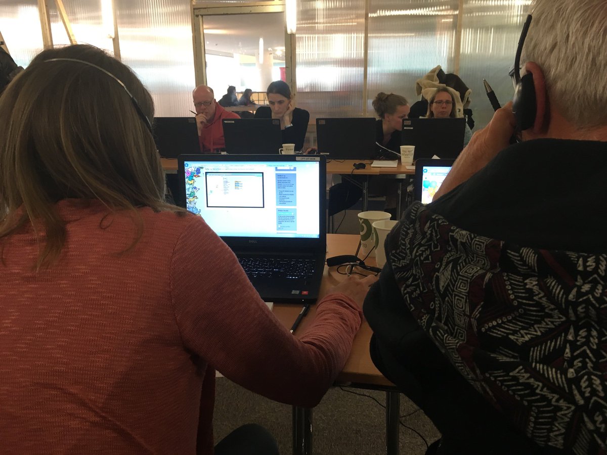 Startup_Adam's tweet image. Today, @DylanHyman trained some new primary school teachers in digital skills! 👊🏻 #Coding4Amsterdam