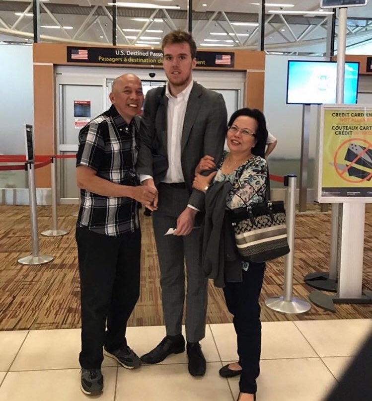 siriusxmcanada's tweet photo. This photo is as awkward as ______________________ #mcdavid #nhlplayoffs #StanleyCup @SiriusXMNHL https://t.co/FBF6pBQ4I3