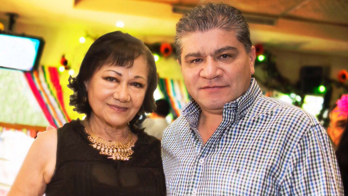 mrikelme's tweet photo. Gracias por ser mi guía, por enseñarme a ser el hombre que soy. Tus consejos y amor son mi fuerza ante cualquier reto. #FelizDíaDeLasMadres https://t.co/xPX386hpFv