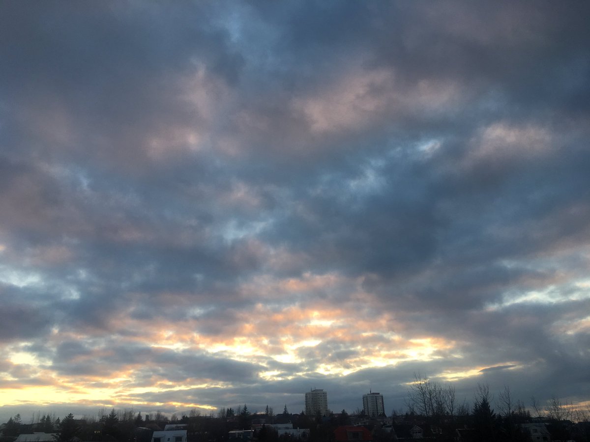 Svo fallegt en gömulmynd  @laugadalurinn 😊