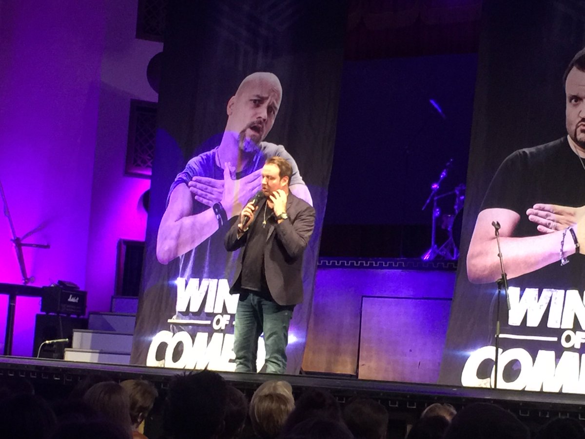 MKaarenoja's tweet photo. Kyllä saa nauraa vedet silmissä kun @NikoKivela ja @SamiHedberg on liekeissä #wingsofcomedy 😂😂 https://t.co/nS9XBxET8N