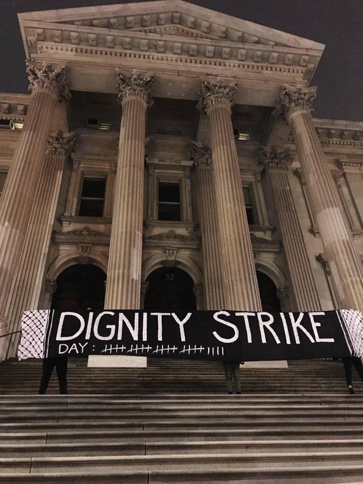 RichardHardigan's tweet photo. RT Mondoweiss "RT Alihussein_2: Decolonize This Place: New York Artists announce solidarity with prisoners
#Dignit… https://t.co/eCAh1kPtD8"