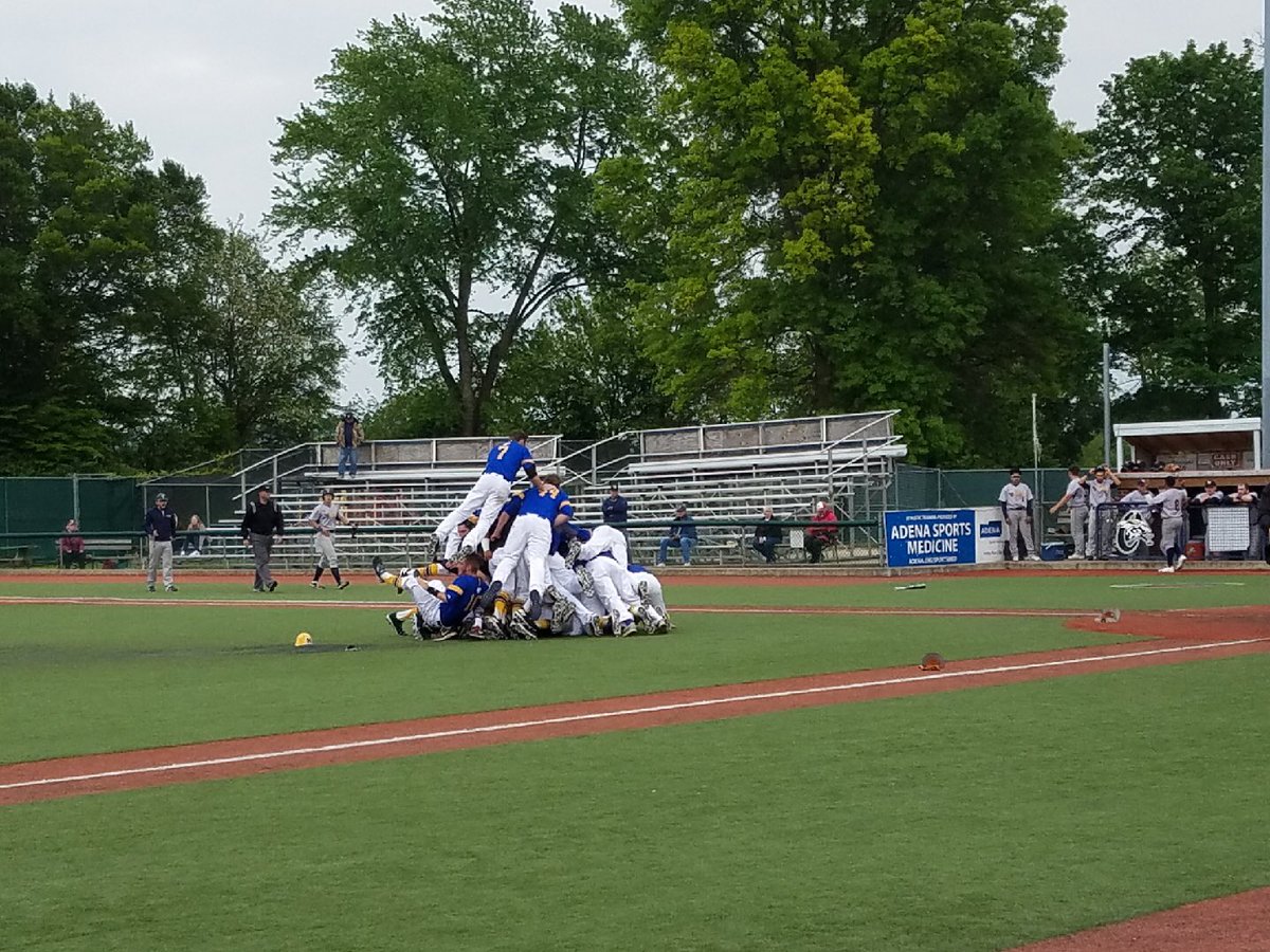 MidwayUBaseball's tweet photo. Unbelievable, we're extremely proud and happy for our guys! Thanks for all the love and support! On to the the national tournament! #WTD https://t.co/ZkyW5kw7AM