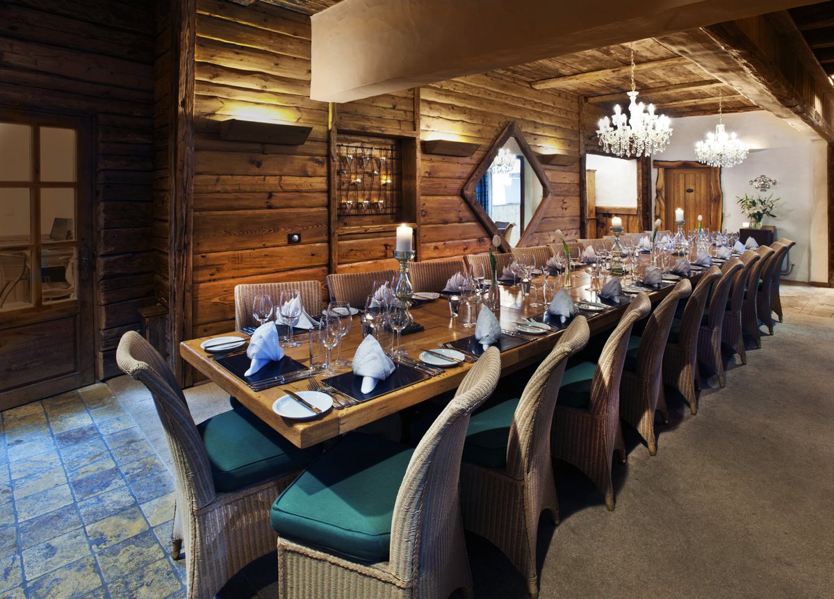 UltimateChalets's tweet photo. Looking for #Luxury5* accommodation in the Alps? Take a look at #ChaletChardon in @valdisere #luxurylifestyle #LuxuryChalets https://t.co/SV3TDDaa4Q