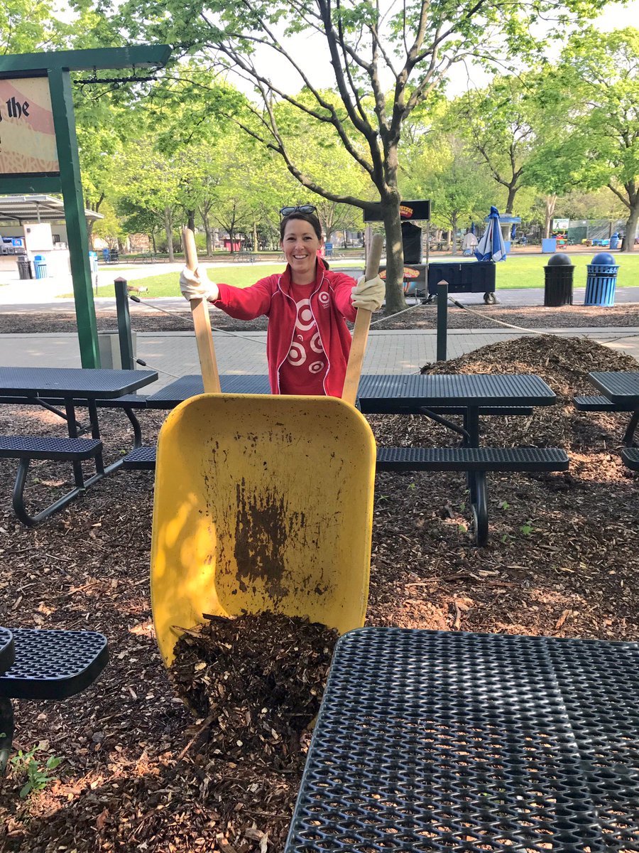 Inspired by 40+ team members volunteering at <a href="/brookfield_zoo/">Brookfield Zoo Chicago</a>!  #R100giveback #D121 <a href="/Target/">Target</a> <a href="/MikeQuinn75/">Mike Quinn</a> @LdDetwiler  <a href="/justinadamburns/">Justin Burns</a>