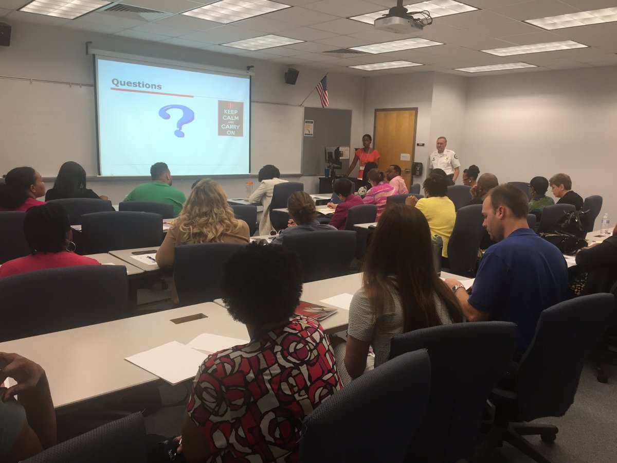 UPHSFL's tweet photo. Great turn out to the Grant Writing Basics workshop with Eryn Calabro &amp; Mac Kemp! #UnlockSuccesswithUPHS https://t.co/oXTkPNUQPu