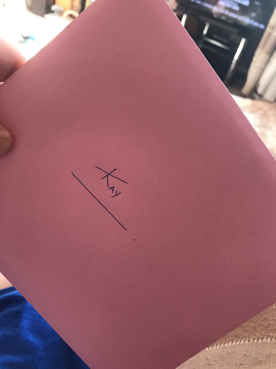 kayrudd10's tweet photo. When you get early birthday cards cause your brother works away! #rigworker #earlybirthday #brother https://t.co/u37saEhiBo