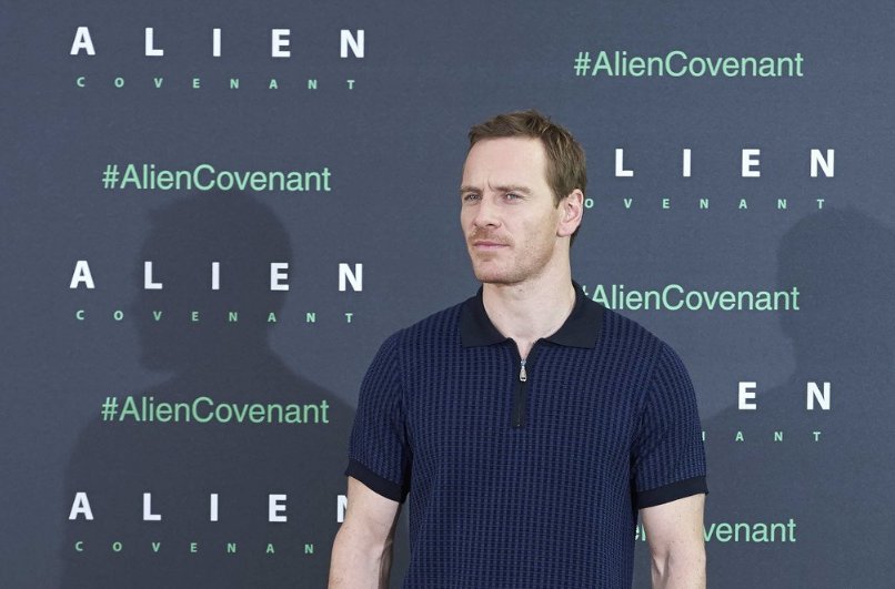 michaelfassbth's tweet photo. Madrid Photocall for Alien Covenant 8 May 2017 #AlienCovenant https://t.co/MiXf7Blaol