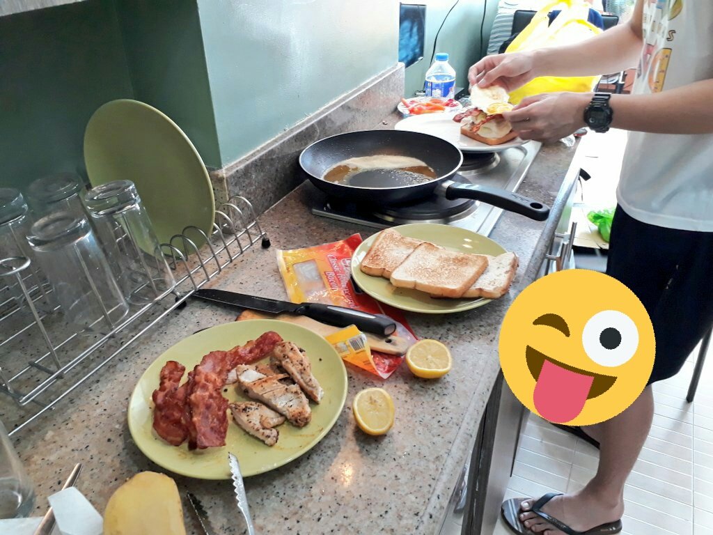 bryllelagunda's tweet photo. Went to Baguio and honed my Iron Chef skillz! ๐ #everydaycravings ๐ธ by most beautiful girl @aikavelez ๐ https://t.co/uDGaujGet0