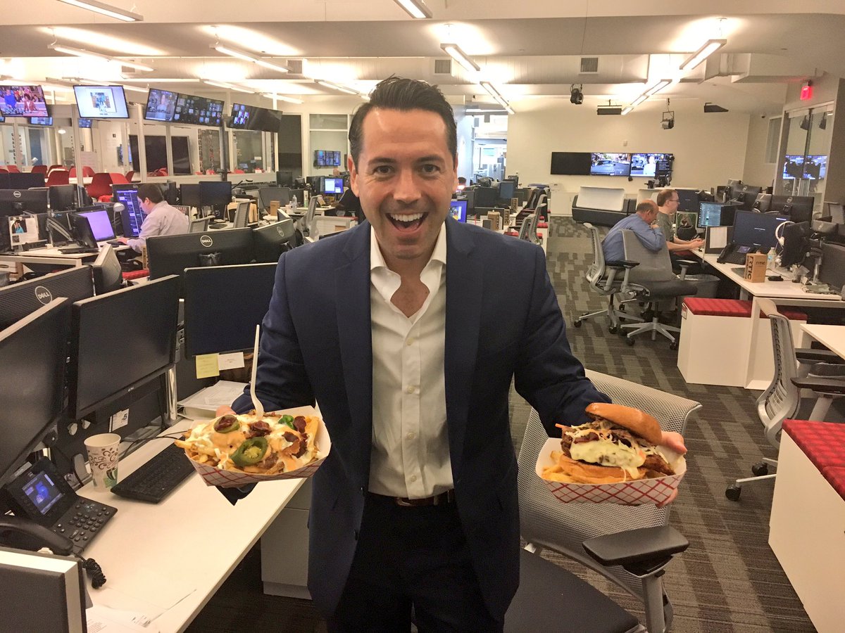 Thanks for rollin' through with lunch... <a href="/Eatrollinstone/">Rollin-Stone Truck</a> #TexasConnectsUs <a href="/NBCDFW/">NBC DFW</a>