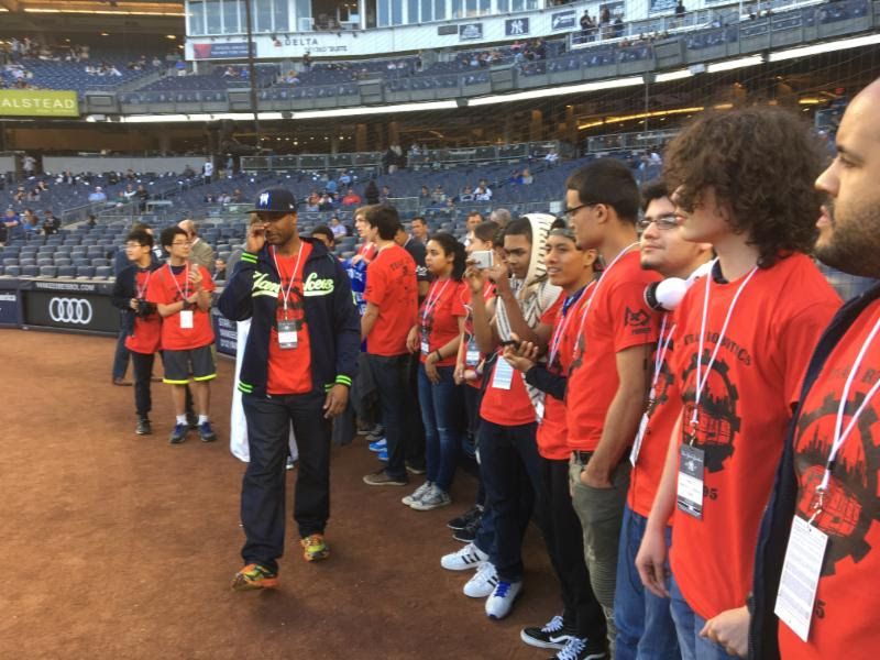 nycfirst's tweet photo. Congratulations @frc395 - 2 Train Robotics, for being honored at last week's @Yankees game! #firstnyc2017 #morethanrobots #omgrobots https://t.co/KZgz9ZbYsW